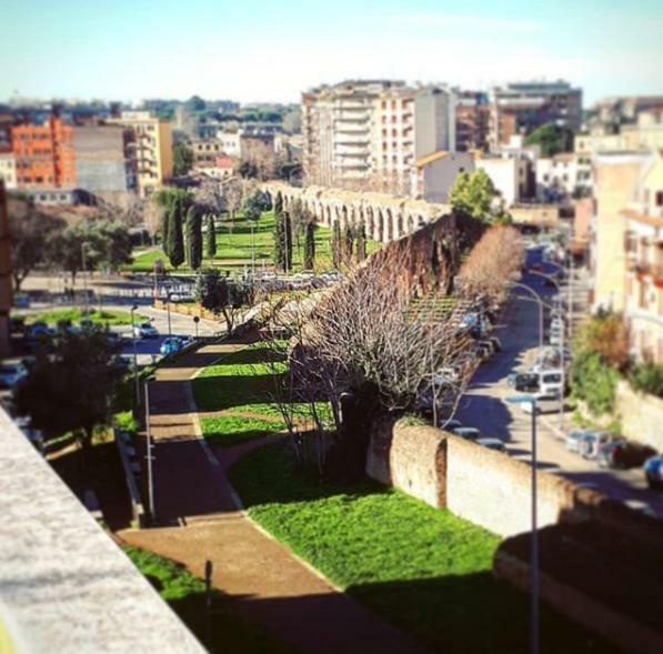 Alloggio Turistico All'Acquedotto Apartment Roma Exterior foto